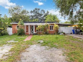 6328 Garfield St, Hollywood FL 33024