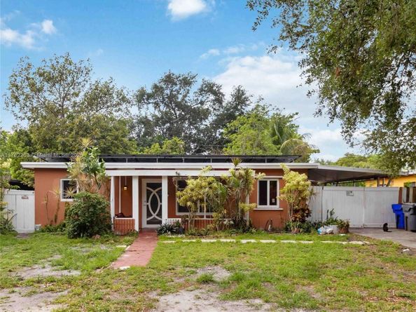6328 Garfield St, Hollywood FL 33024
