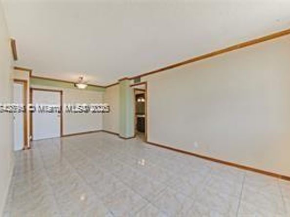 2025 NE 164th St 904, North Miami Beach FL 33162