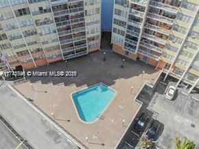 2025 NE 164th St 904, North Miami Beach FL 33162