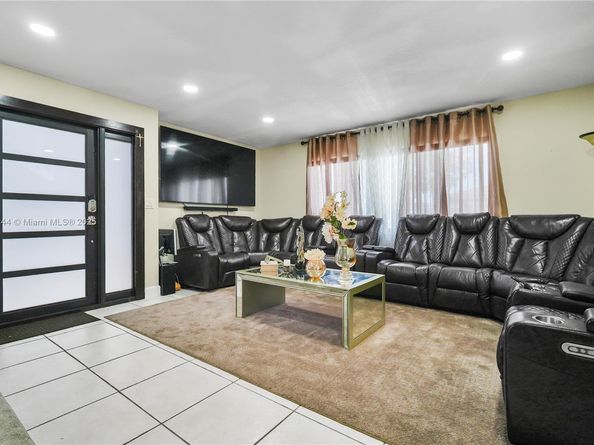 1231 SW 136th Pl, Miami FL 33184