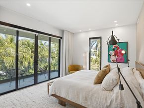 4354 Alton Rd, Miami Beach FL 33140