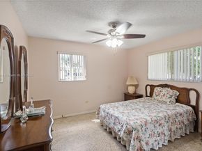 3425 SW 105th Ave, Miami FL 33165