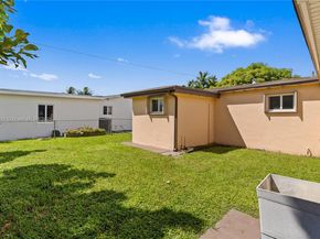 3425 SW 105th Ave, Miami FL 33165