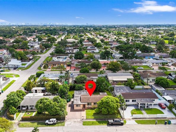 3425 SW 105th Ave, Miami FL 33165