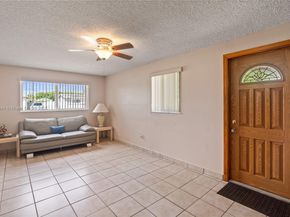 3425 SW 105th Ave, Miami FL 33165