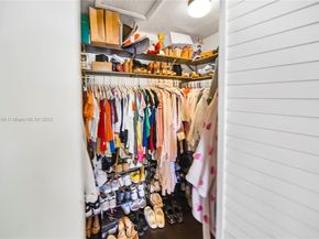 111 NW 151st Ave, Pembroke Pines FL 33028