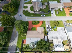 8740 NW 11th St, Pembroke Pines FL 33024