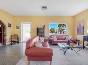 2048 NE 180th St, North Miami Beach FL 33162