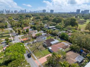 2048 NE 180th St, North Miami Beach FL 33162