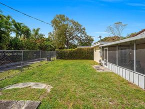 2048 NE 180th St, North Miami Beach FL 33162