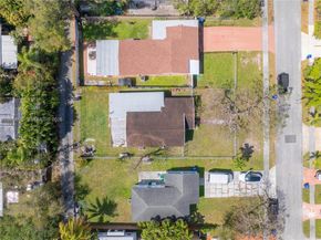 2048 NE 180th St, North Miami Beach FL 33162