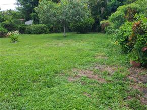 1120 NE 134th St, North Miami FL 33161