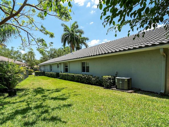218 Egret Court, Weston FL 33327