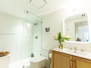 7487 SW 82nd St C302, Miami FL 33143