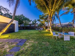 14500 NE 18th Ave, Miami FL 33181