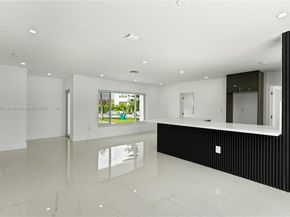 1140 NW 193rd St, Miami Gardens FL 33169