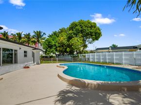 1140 NW 193rd St, Miami Gardens FL 33169