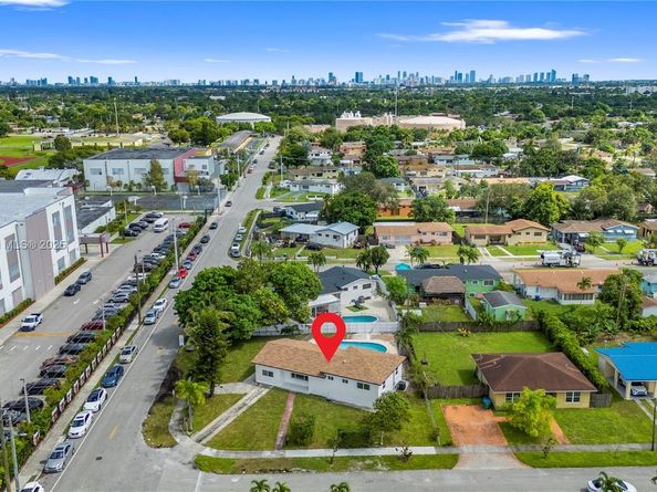 1140 NW 193rd St, Miami Gardens FL 33169