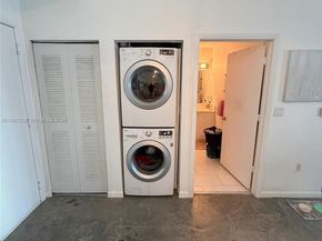 133 NE 2nd Ave 2107, Miami FL 33132