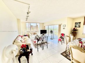 4400 Hillcrest Dr 520C, Hollywood FL 33021