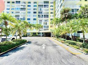 4400 Hillcrest Dr 520C, Hollywood FL 33021