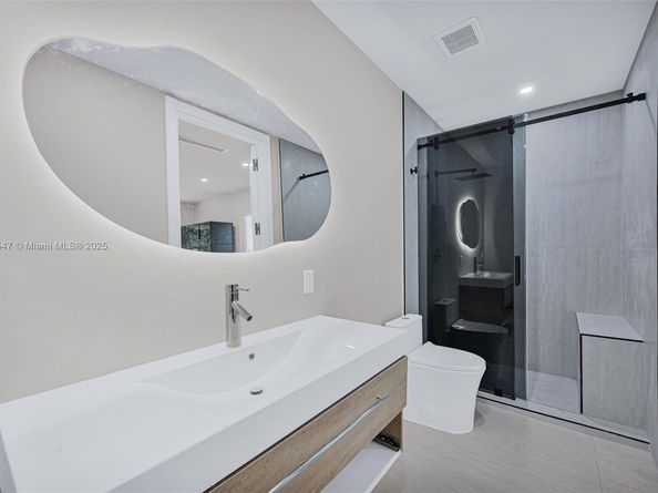 60 NE 50th Ter, Miami FL 33137