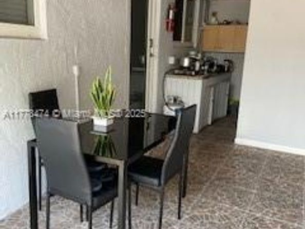 1012 E 20th St, Hialeah FL 33013