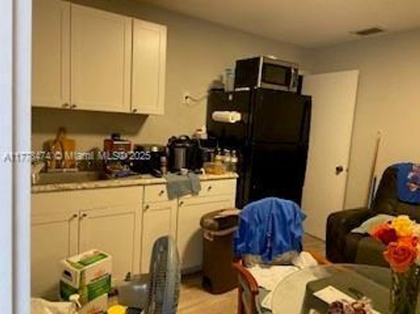 1012 E 20th St, Hialeah FL 33013