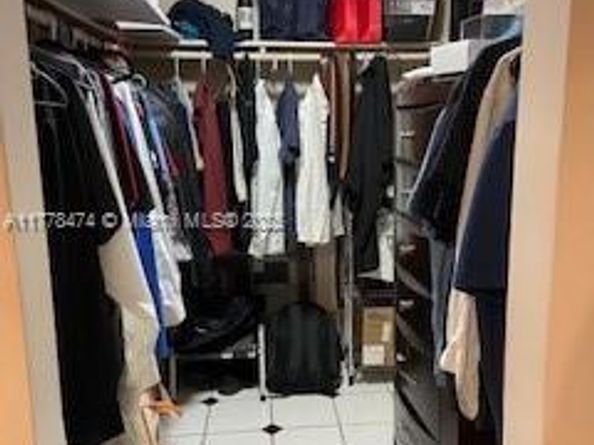 1012 E 20th St, Hialeah FL 33013