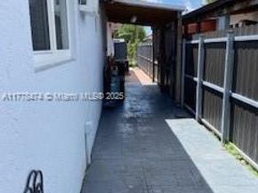 1012 E 20th St, Hialeah FL 33013