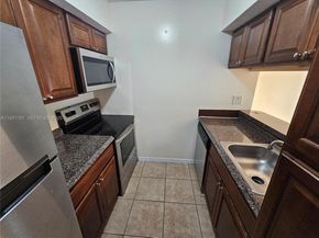 5686 Rock Island Rd 126, Tamarac FL 33319