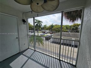 5686 Rock Island Rd 126, Tamarac FL 33319