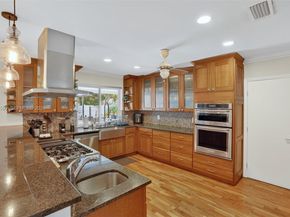 4710 Grant St, Hollywood FL 33021