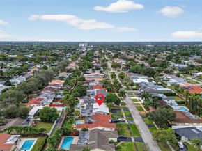 4710 Grant St, Hollywood FL 33021