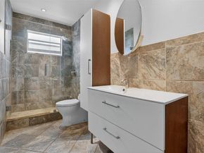 4710 Grant St, Hollywood FL 33021