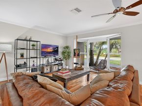 4710 Grant St, Hollywood FL 33021