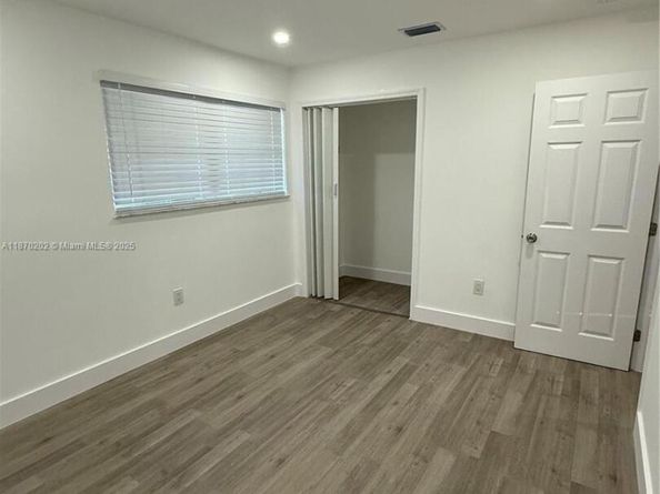 565 NE 12th Ave 565, Homestead FL 33030