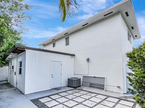 1359 SW 11th St, Miami FL 33135