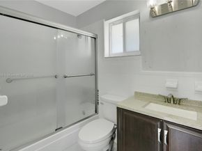 1359 SW 11th St, Miami FL 33135