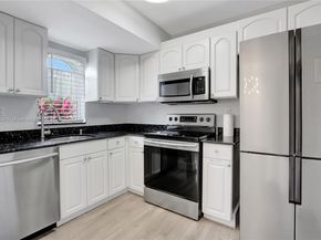 1359 SW 11th St, Miami FL 33135