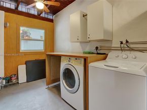 1359 SW 11th St, Miami FL 33135