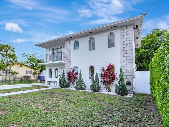 1359 SW 11th St, Miami FL 33135