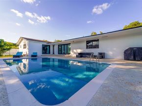 1850 NE 199th St, Miami FL 33179