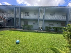 4050 NW 135th St 89, Opa-Locka FL 33054