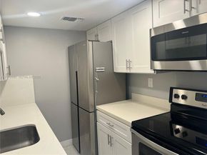 3304 Virginia St 7B, Miami FL 33133