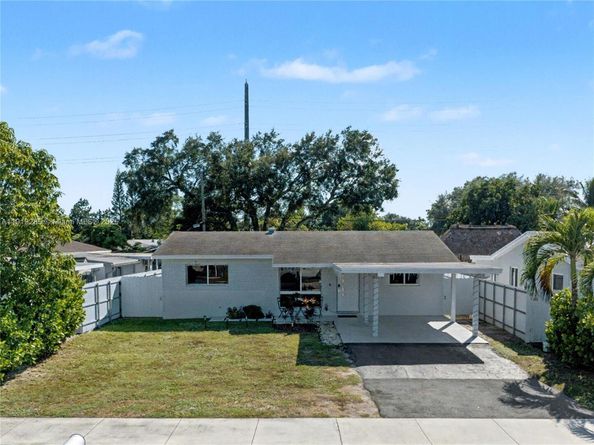 6310 Adams St, Hollywood FL 33023