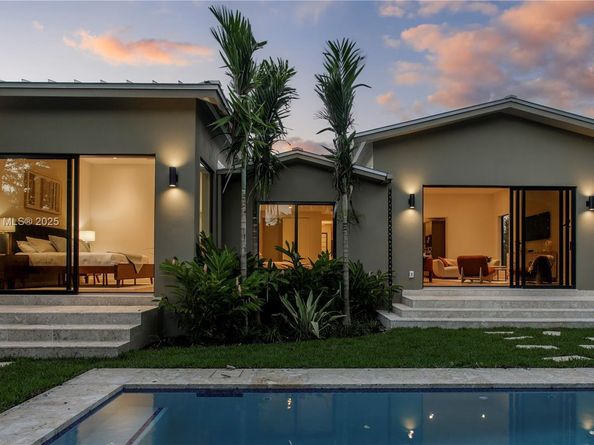 2434 SW 19th St, Miami FL 33145