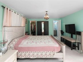 1762 NW 8th Ave, Homestead FL 33030