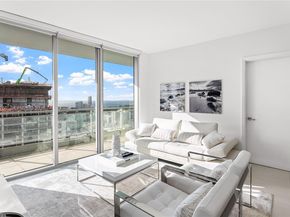 92 SW 3rd St 4704, Miami FL 33130